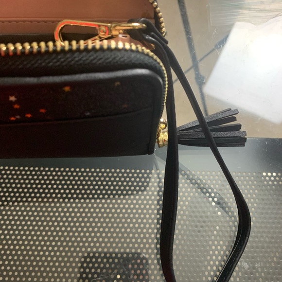 Black Vegan Leather Single Zip Bee Sparkle Wallet - Picture 3 of 3